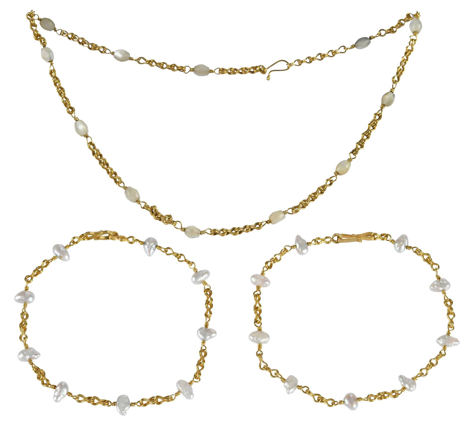 18kt. Fancy Link Chain and Two Bracelets with Freshwater Pearl Accents (1 of 5)