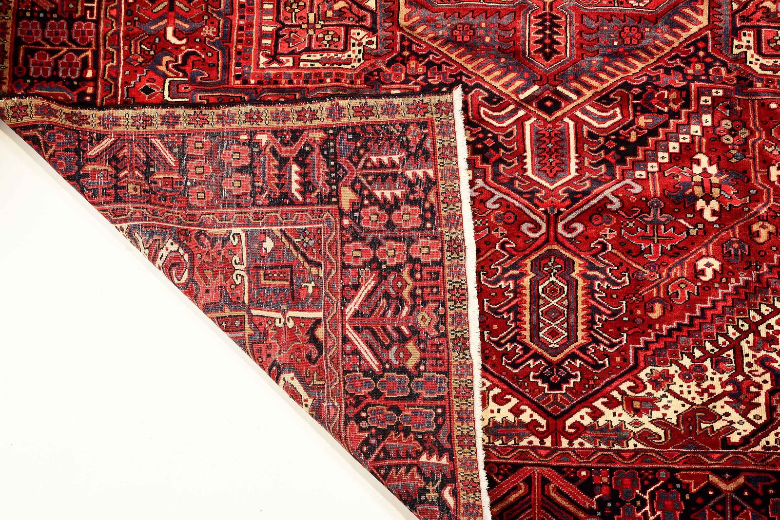 Heriz Carpet - 6