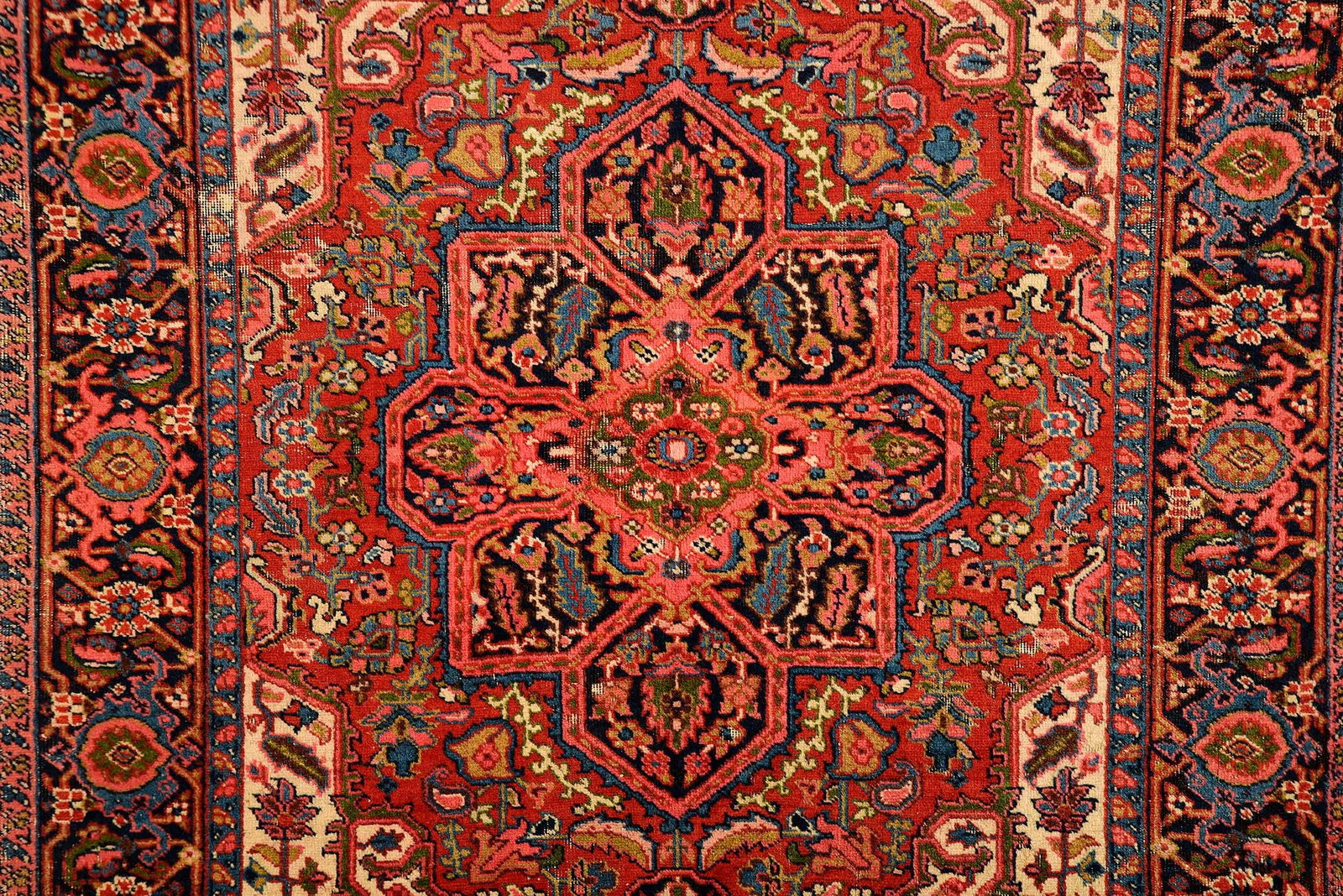 Serapi Rug - 2