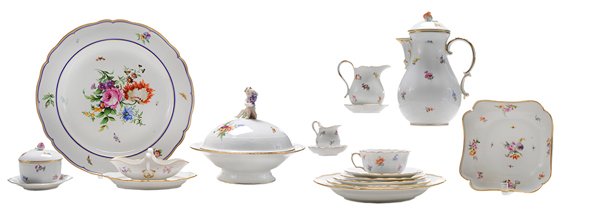 Meissen Porcelain Partial Dinner: Service, 76 Pieces German, 20th century: twelve 9-3/4 in. diameter plates; twelve 9 in. diameter bowls, [one cracked;] eight 8 in. diameter plates; five 7 in. diameter plates; twelve 6-1/4 in. diamete