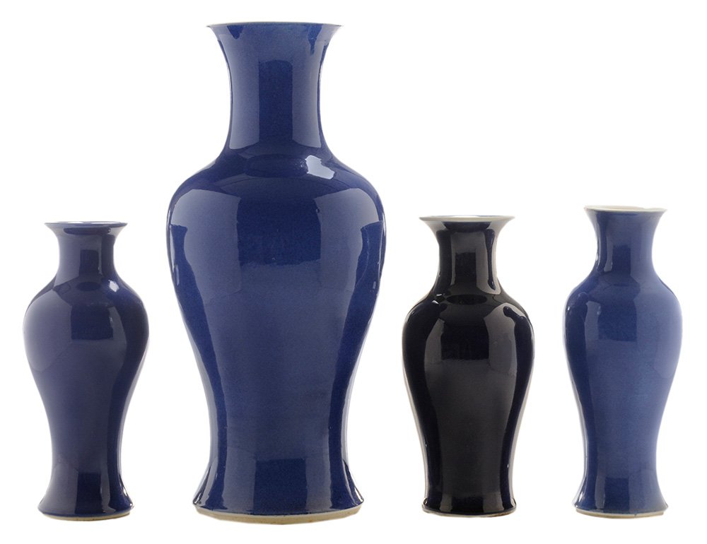 Four Blue Chinese Porcelain Vases (1 of 7)