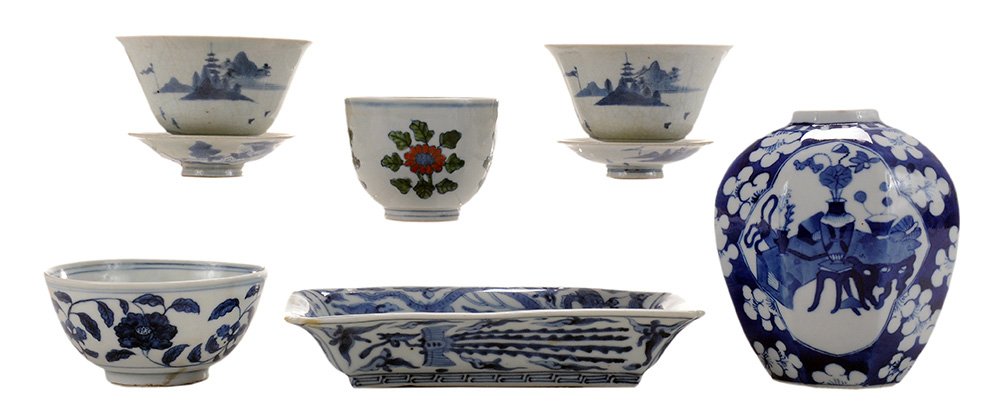 Doucai Cup and Five Blue and White (1 of 8)