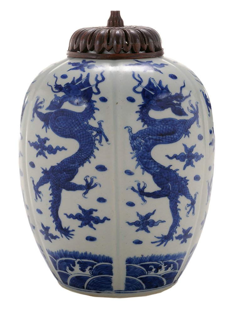 Blue and White Melon-Form Covered (1 of 7)