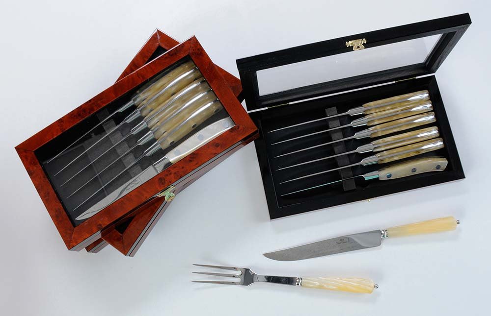 Set of 24 Alain St. Joanis Oregon Steak Knives and (1 of 6)