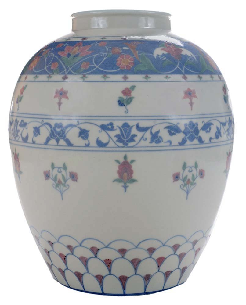 Large Rookwood Decorated Vase (1 of 6)