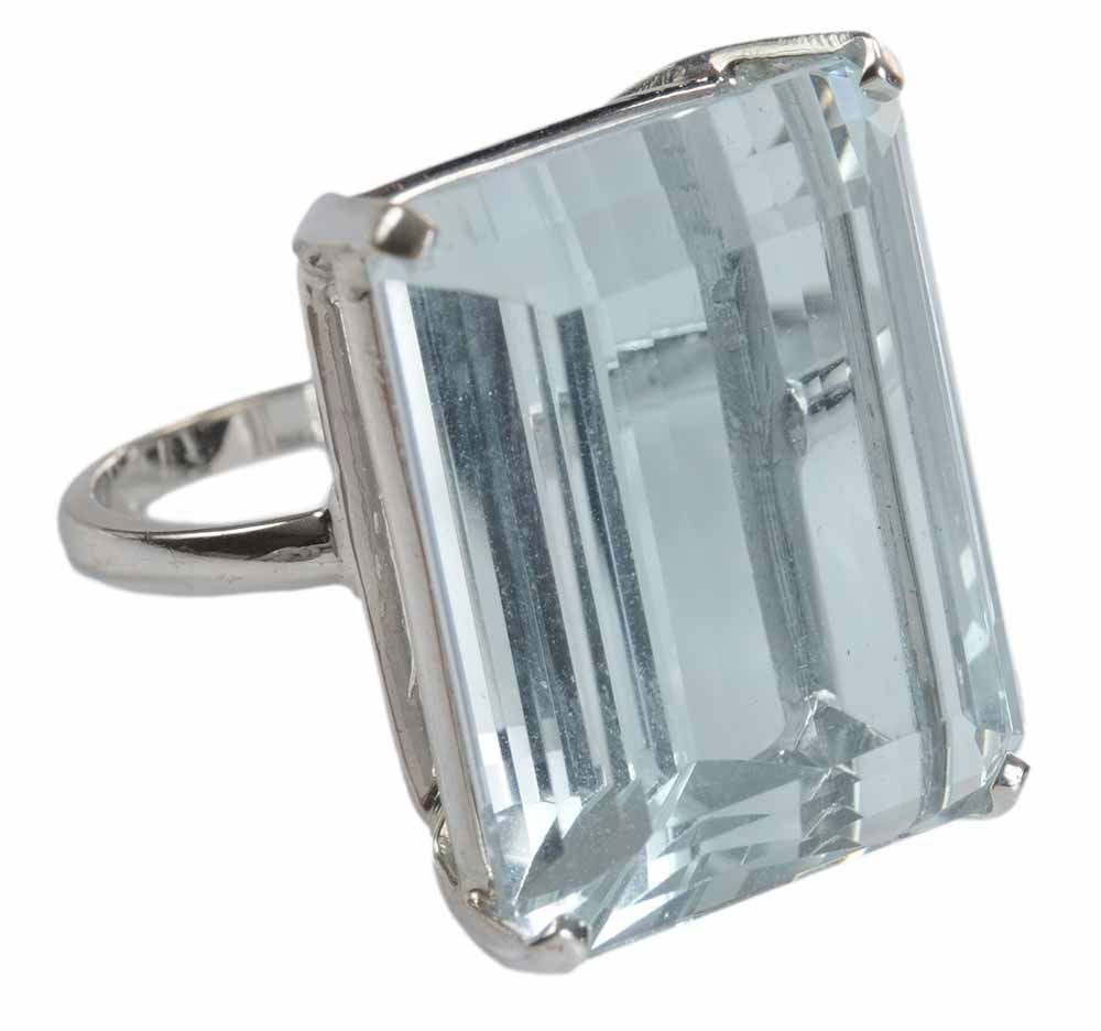 18kt. and Aquamarine Ring (1 of 3)