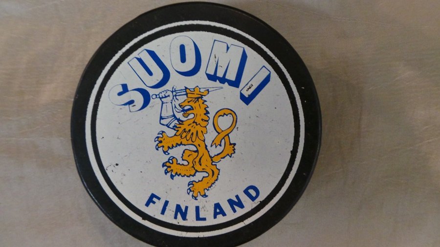 Suomi Hockey Puck: Finland Puck