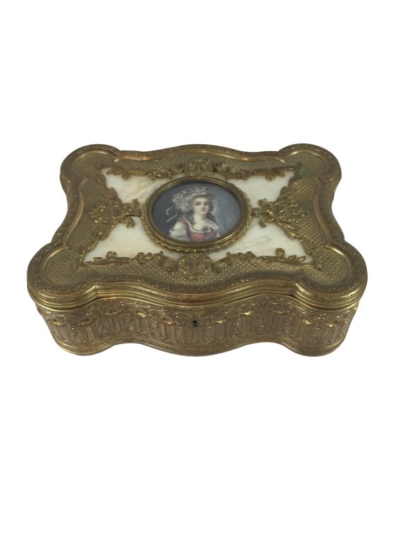 French Ormolu Box Width Portrait (1 of 7)
