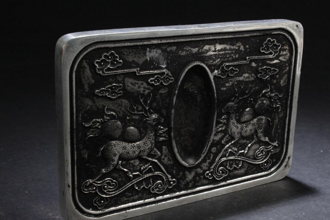 An Estate Myth-beast Decorating Figure Display (1 of 4)