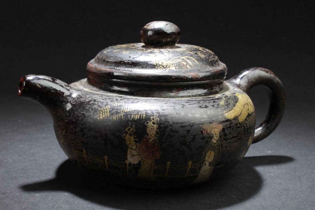 An Estate Chinese Round Story-telling Tea Pot (1 of 6)