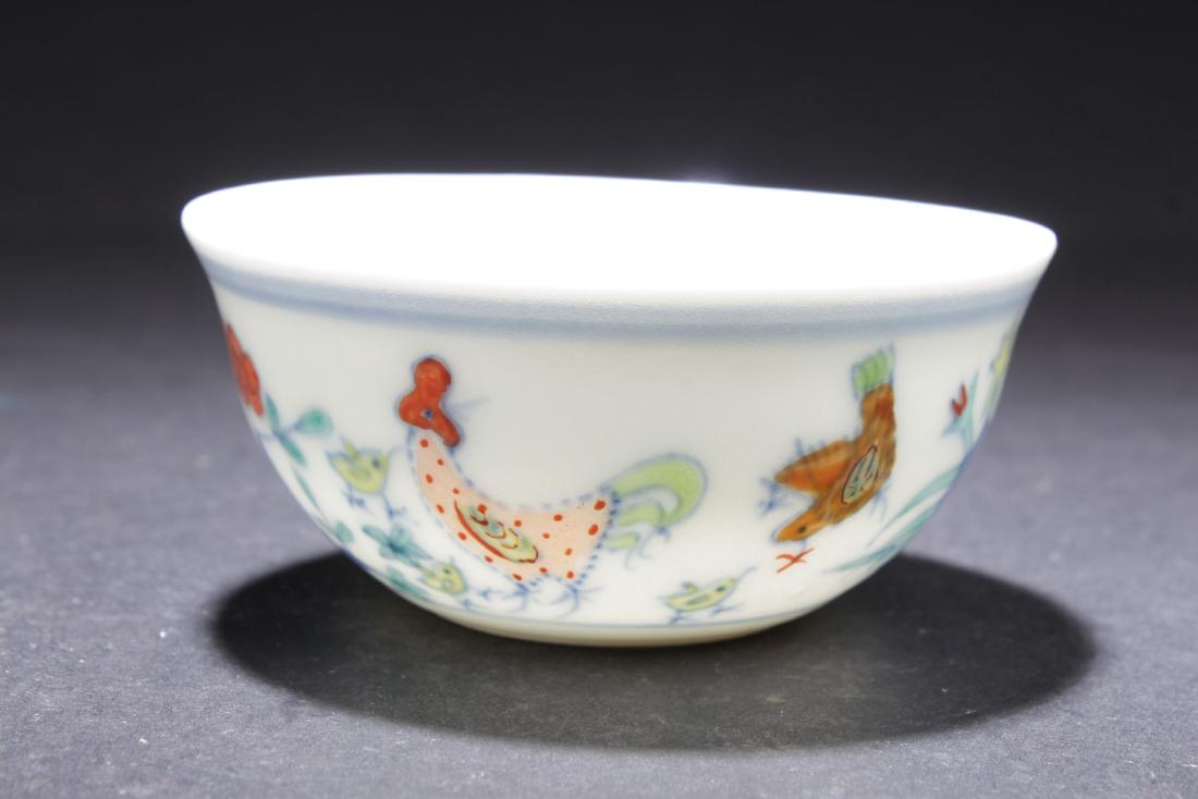 An Estate Rooster-icon Chinese Porcelain Cup (1 of 6)