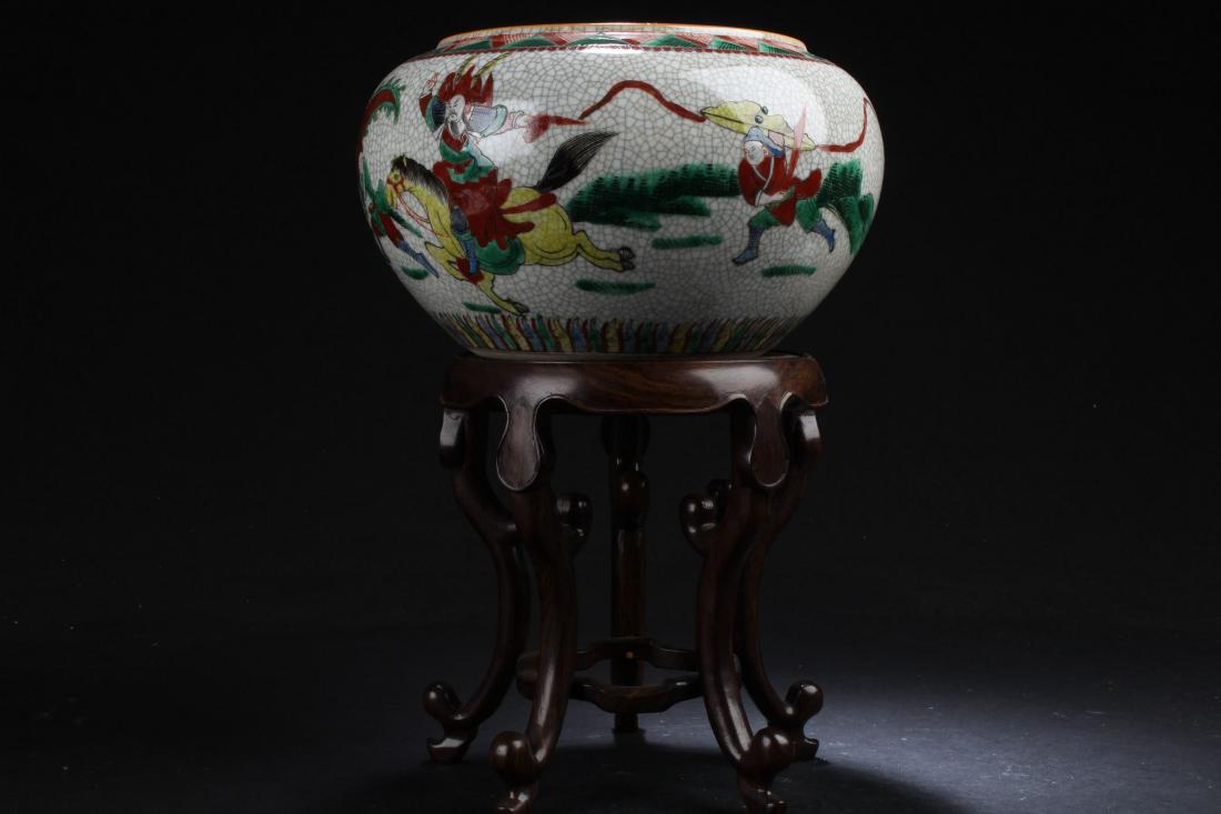 A Seated Chinese Estate Porcelain Battle-field Display: A Seated Chinese Estate Porcelain Battle-field Display . Height: 5.25/ 7.5 (inch). Opening Diameter: 9 (inch).