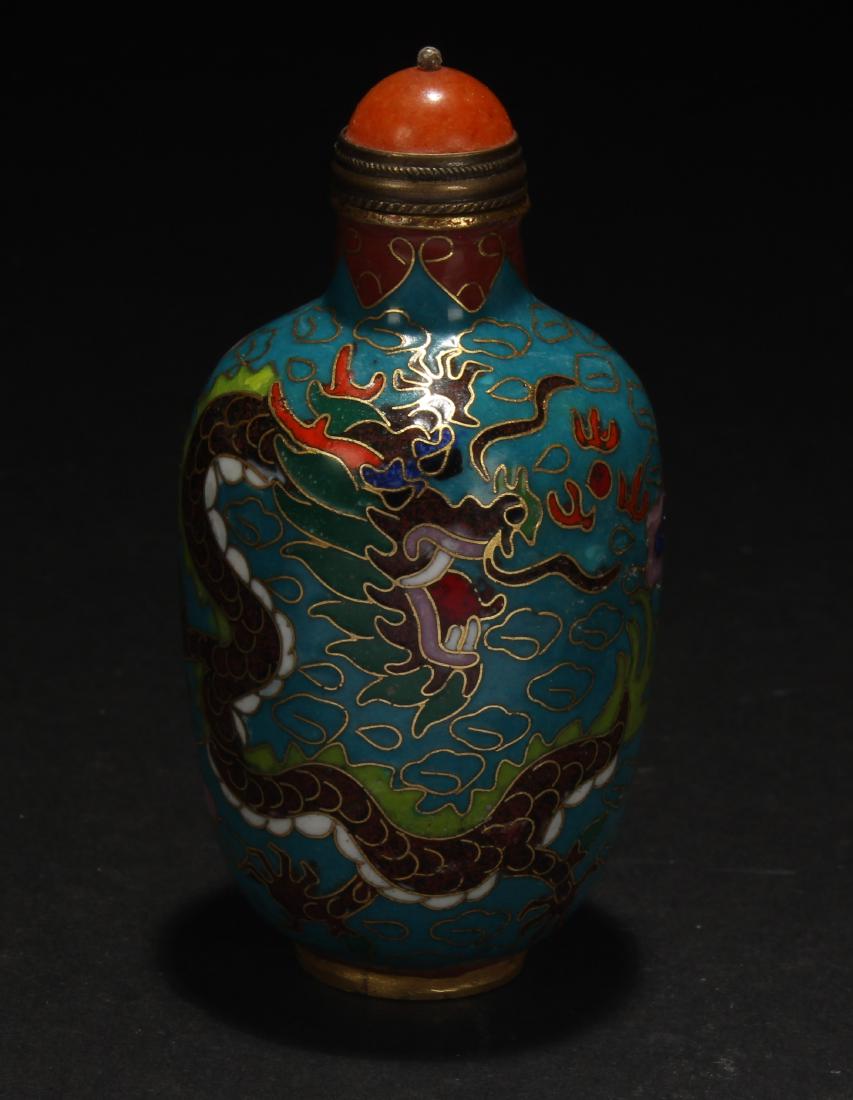 A Chinese Dragon-decorating Cloisonne Snuff Bottle (1 of 3)