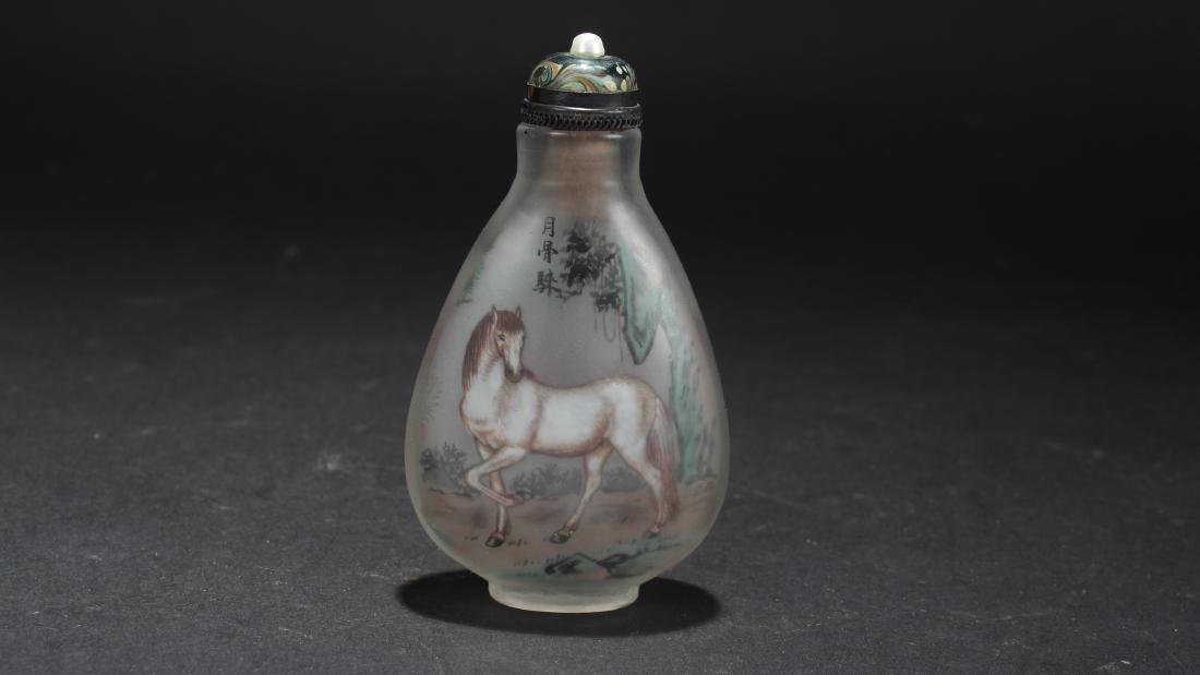 A Chinese Horse-portrait Fortune Display Snuff Bottle (1 of 4)
