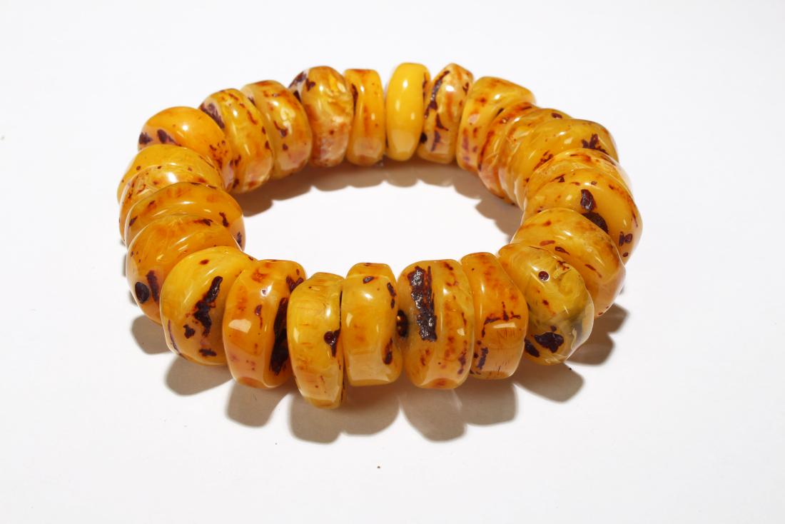 An Estate Chinese Bracelet (1 of 6)