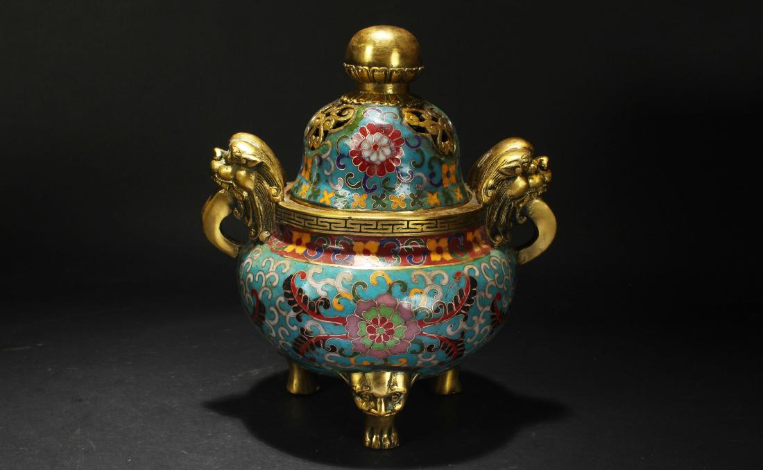 An Estate Chinese Tri-podded Cloisonne Censer Display: An Estate Chinese Tri-podded Cloisonne Censer Display . Height: 8.5 (inch).