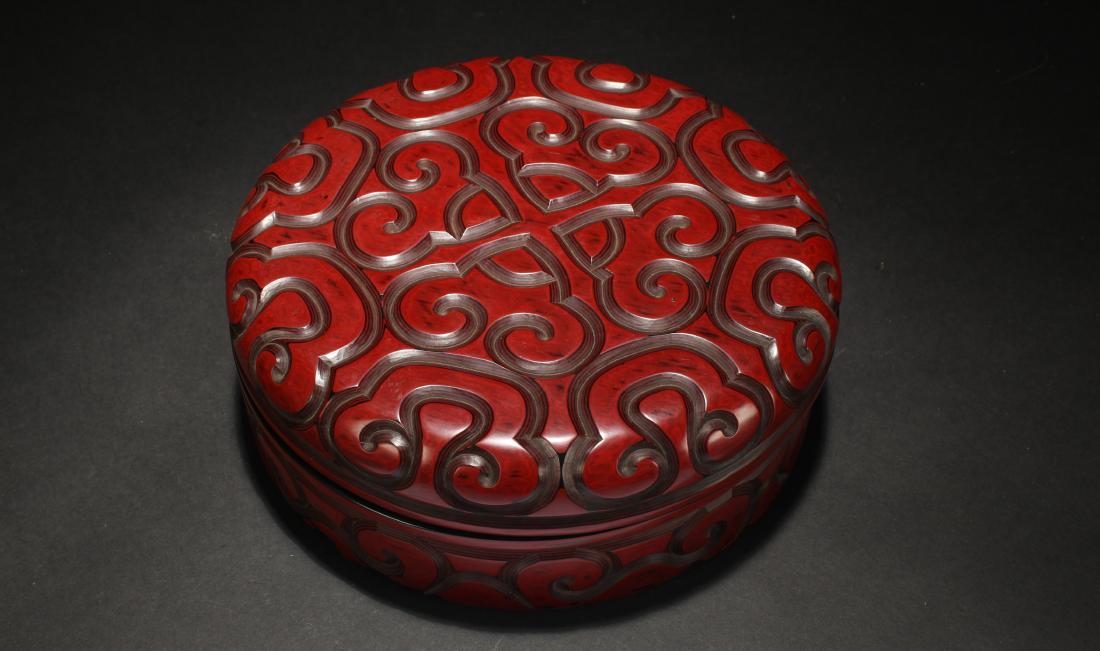 A Chinese Bat-framing Estate Lidded Lacquer Box (1 of 6)