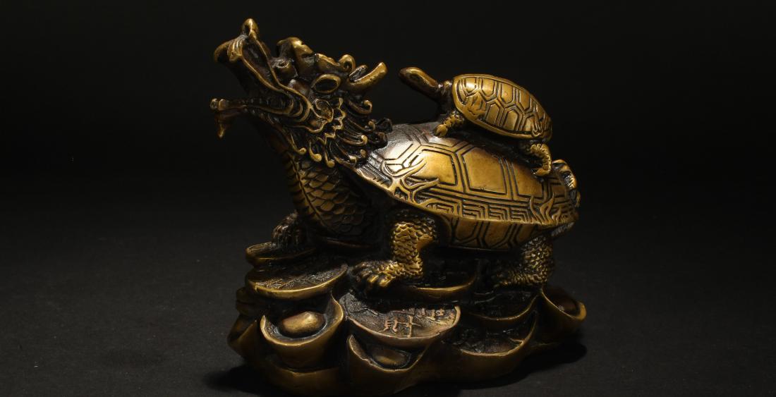 An Estate Chinese Money-fortune Figure: An Estate Chinese Money-fortune Figure . Height: 4.75 (inch). Length: 5.5 (inch). Width: 3.25 (inch).