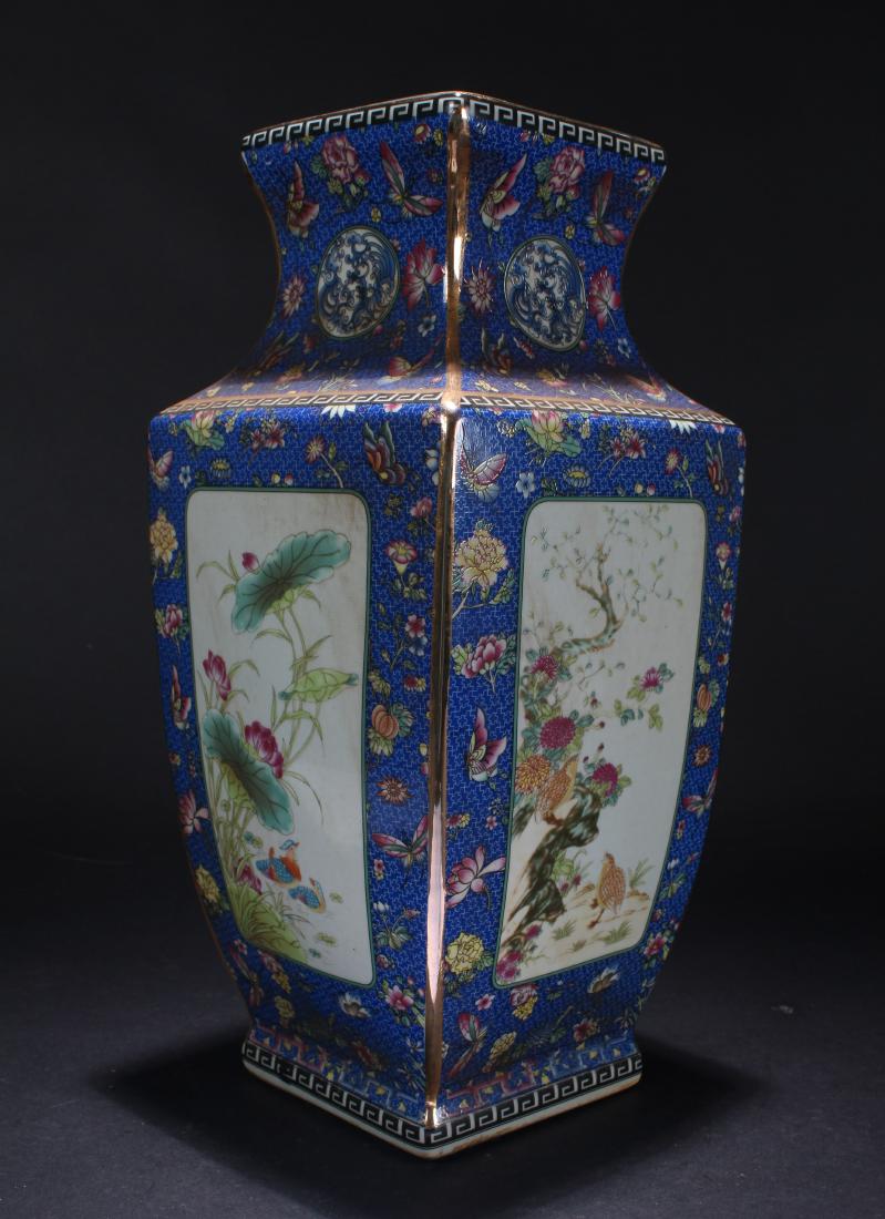 An Estate Chinese Window-fortune Porcelain Vase Display: An Estate Chinese Window-fortune Porcelain Vase Display . Height: 13 (inch). Width: 5.75 (inch).