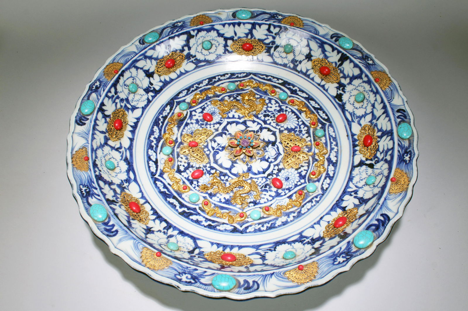 An Estate Chinese Nature-sceen Lotus-framing Massive (1 of 5)