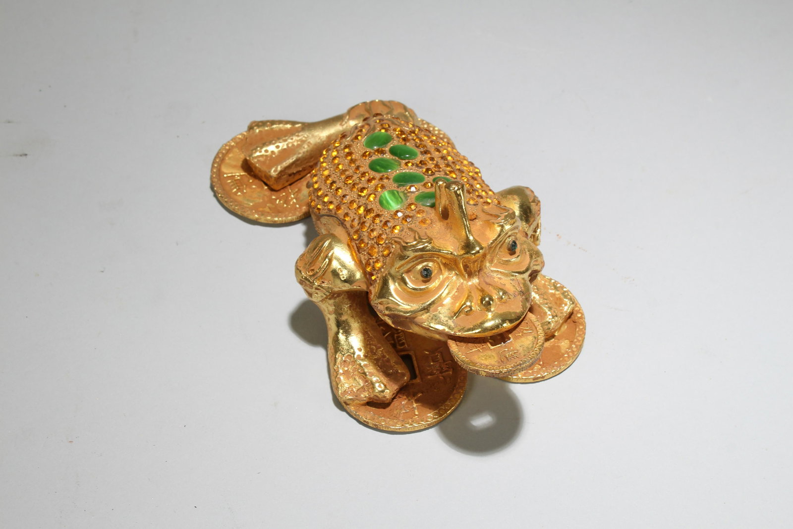 An Estate Chinese Religious Myth-beast Fortune Statue: An Estate Chinese Religious Myth-beast Fortune Statue . Height: 2.75 (inch). Length: 6 (inch).