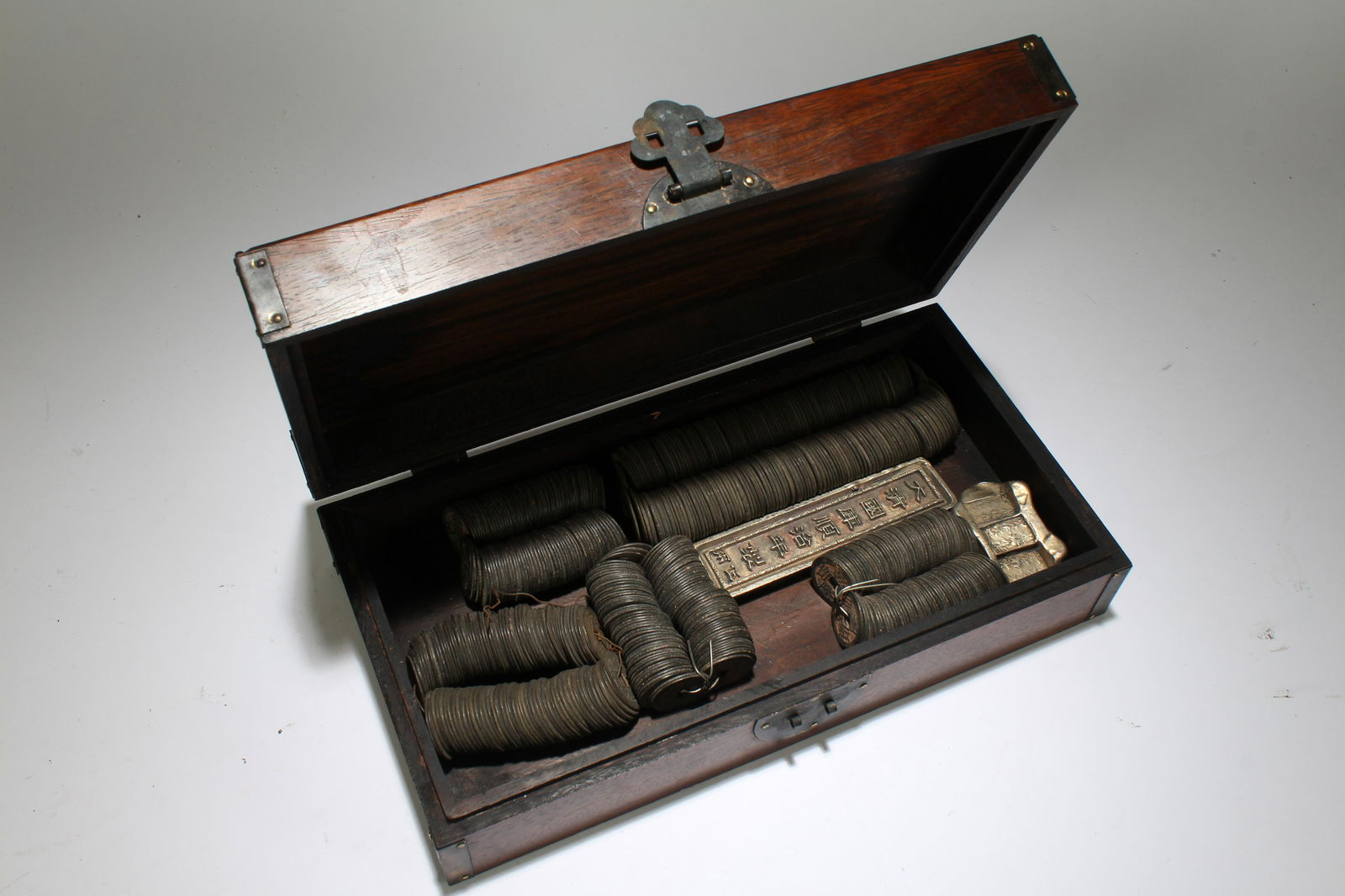 An Estate Chinese Coin-filled Wooden Box (1 of 7)