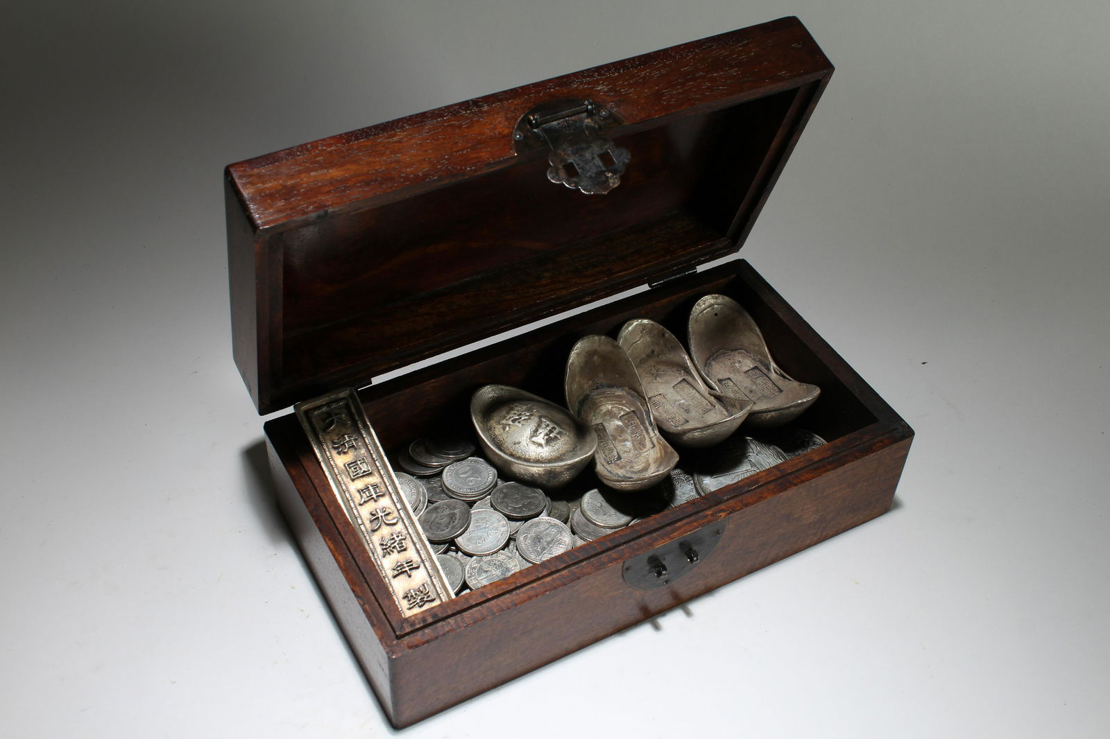 An Estate Chinese Coin-filled Wooden Box (1 of 8)