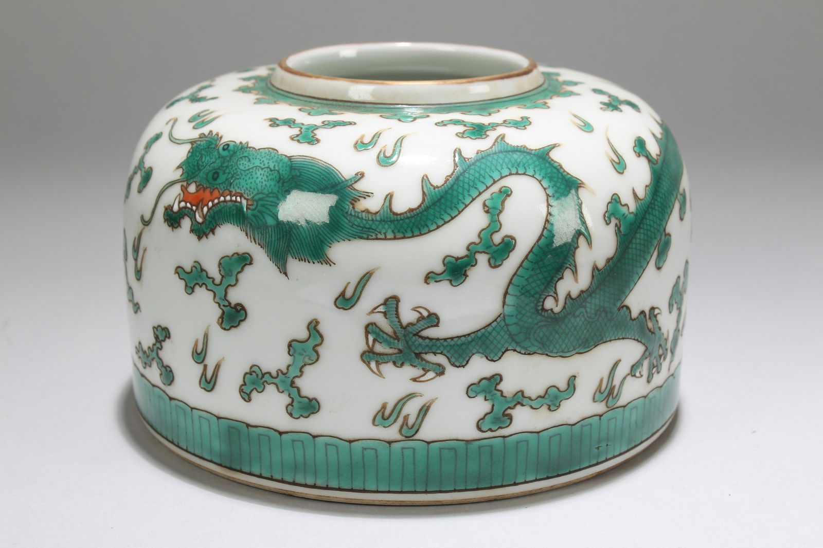 A Chinese Dragon-decorating Fortune Porcelain Vase (1 of 5)
