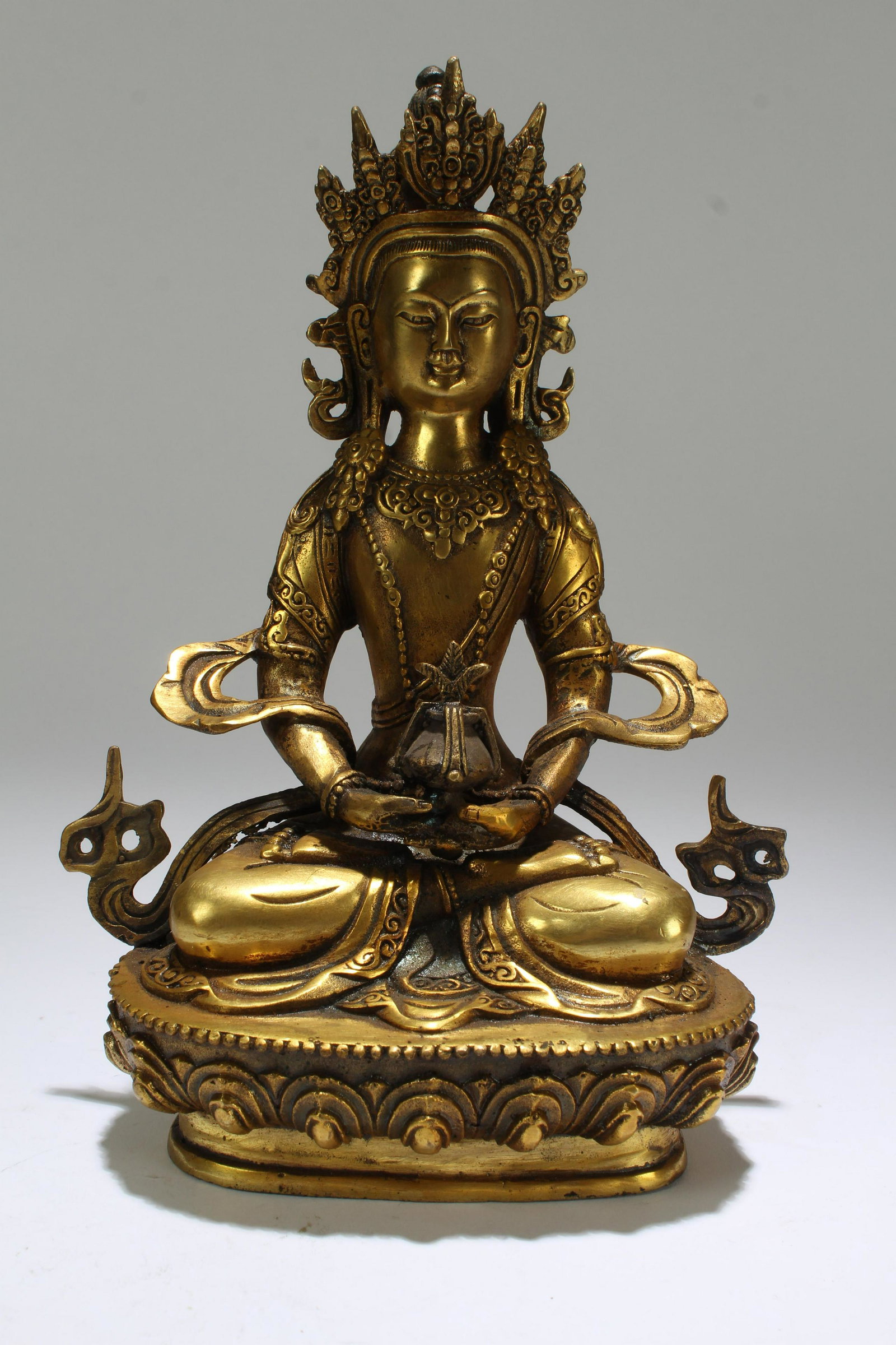 A Chinese Gilt Tibetan Religious Buddha Statue: A Chinese Gilt Tibetan Religious Buddha Statue . Height: 8 (inch).