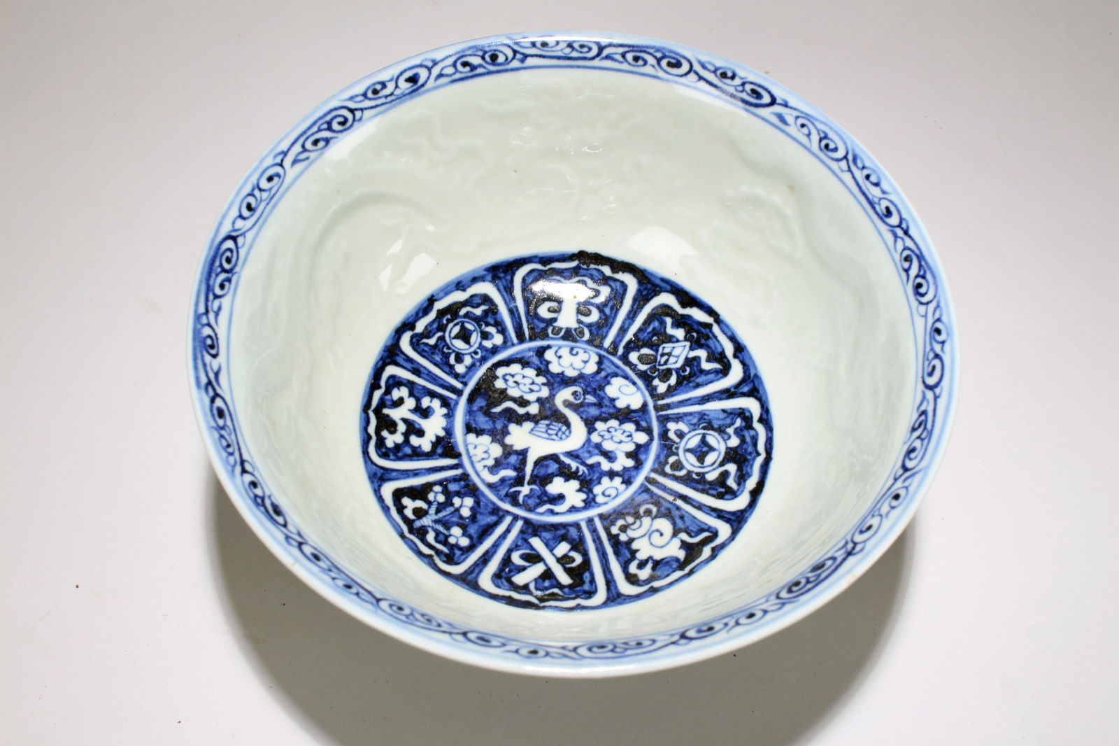 An Estate Chinese Dragon-decorating Blue and White (1 of 7)