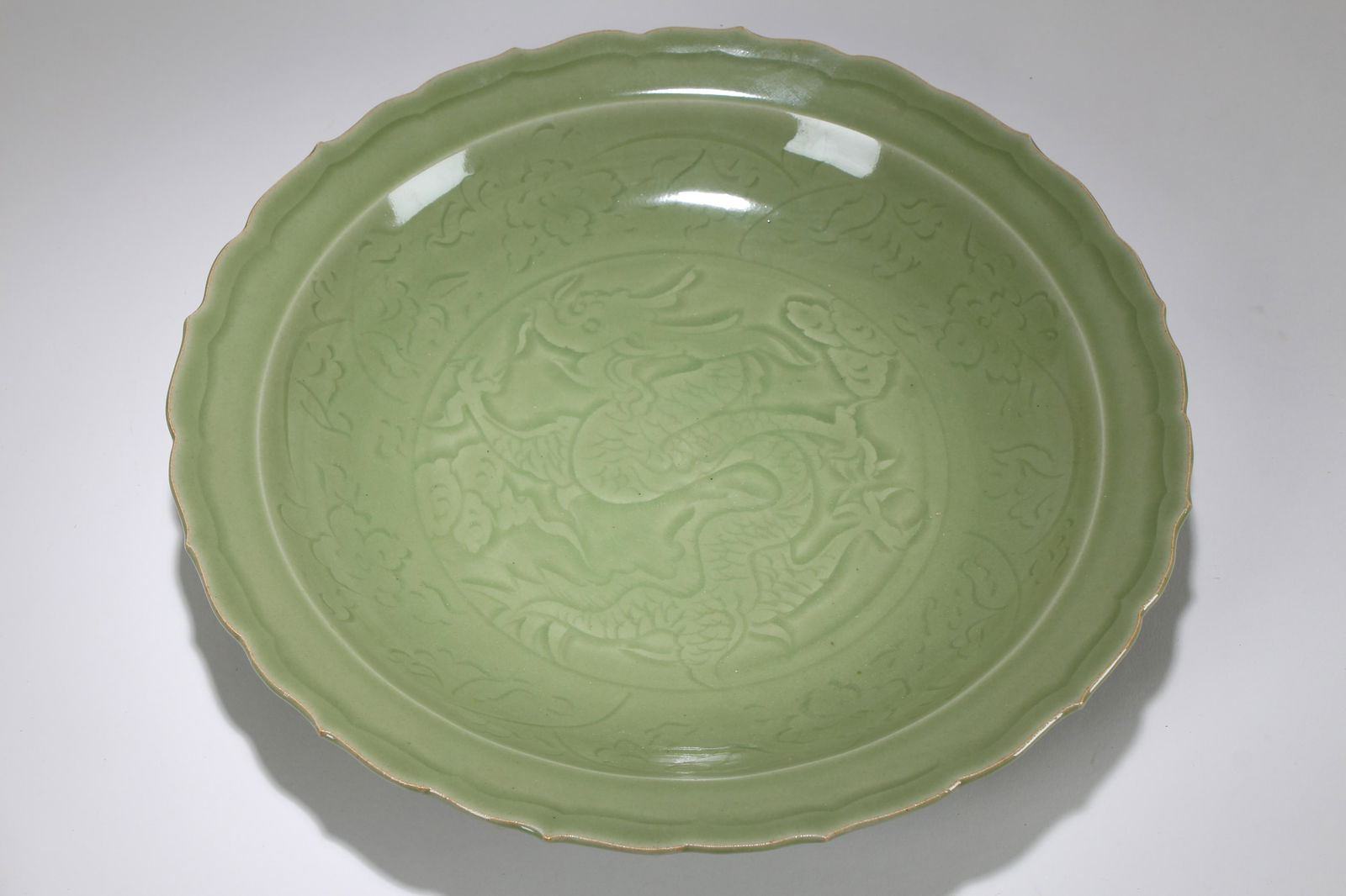 A Chinese Dragon-decorating Massive Longquan Porcelain (1 of 4)