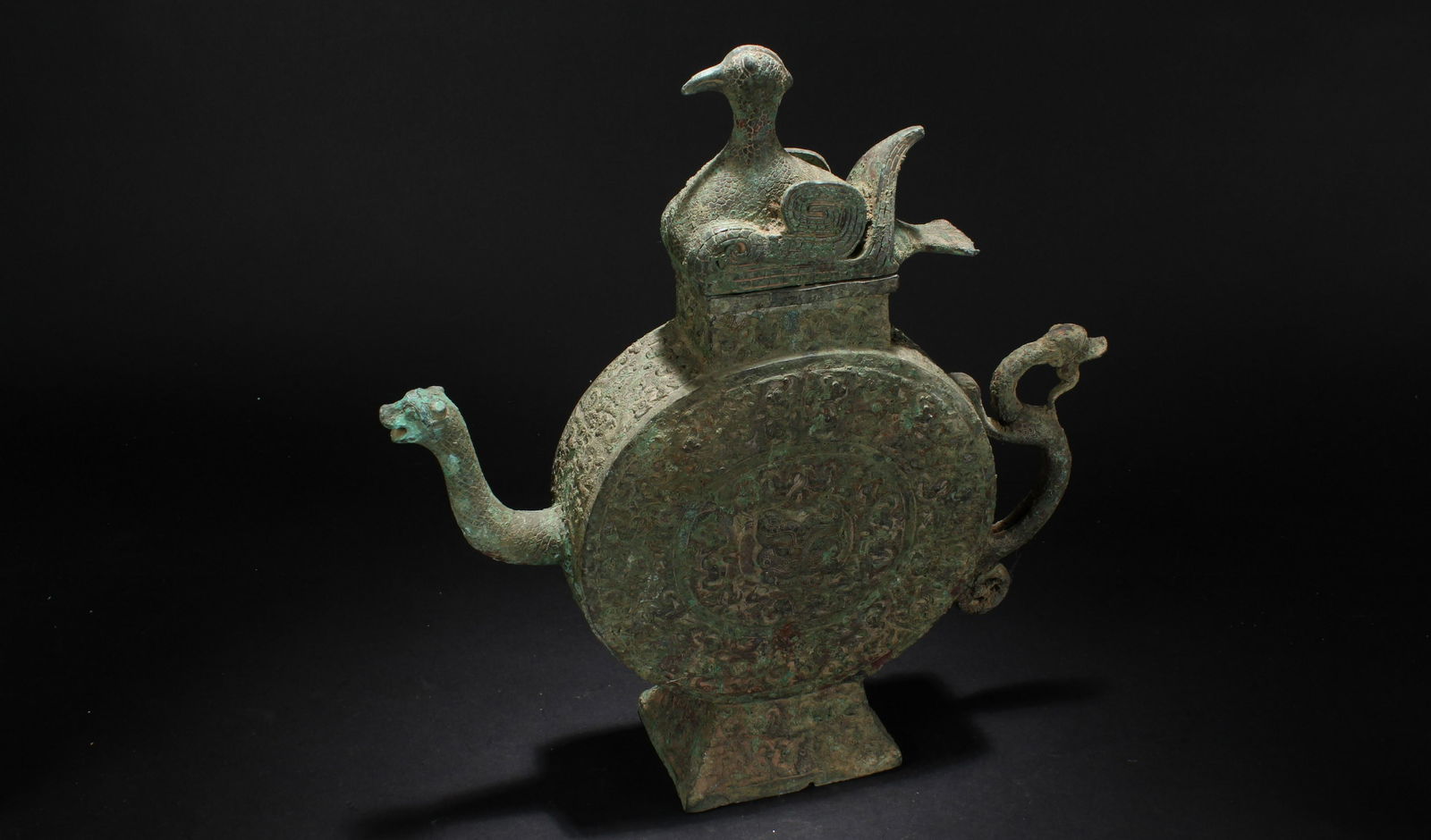 A Chinese Lidded Myth-beast-fortune Bronze Vessel Ewer (1 of 6)