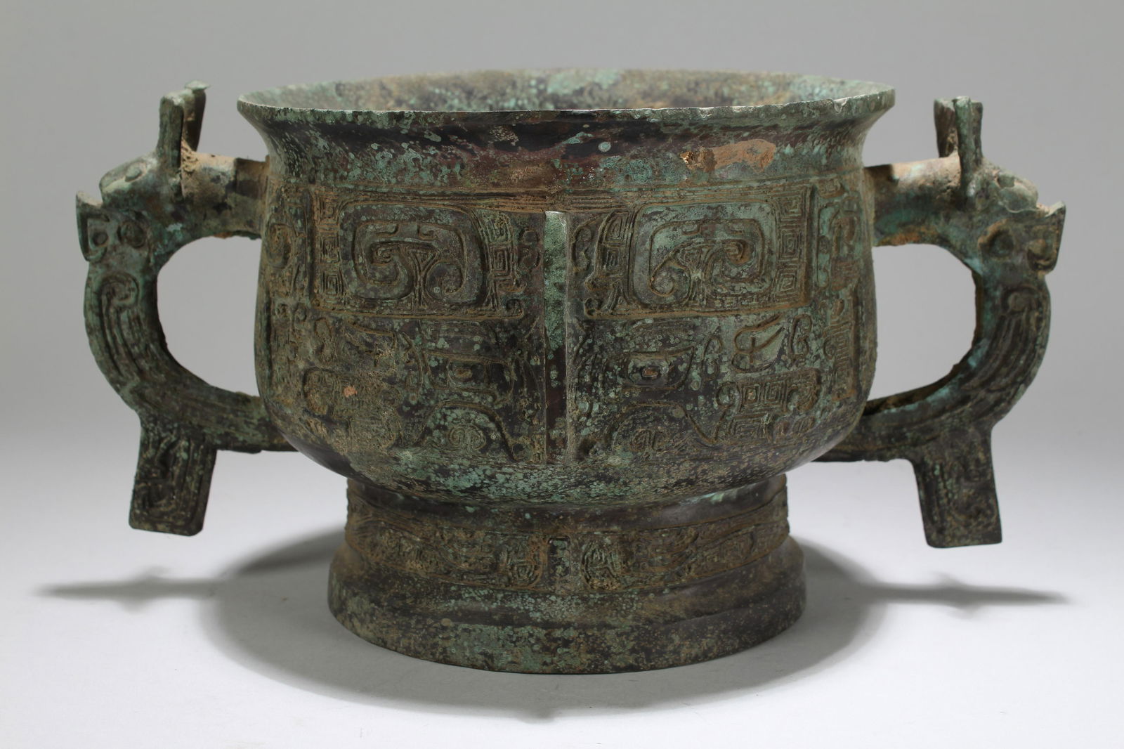 An Estate Chinese Duo-handled Ancient-framing Fortune (1 of 4)
