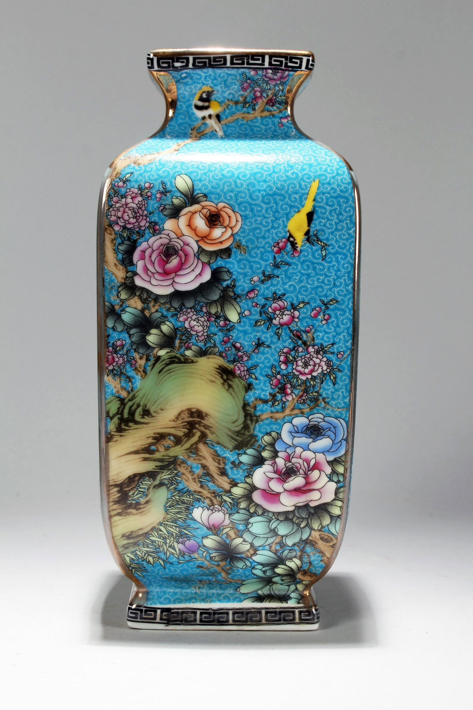 An Estate Chinese Square-based Nature-sceen Fortune (1 of 6)