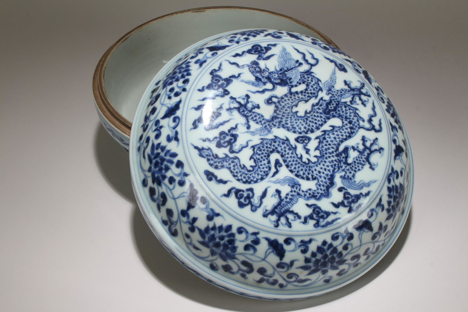 An Estate Chinese Massive Blue and White (1 of 6)