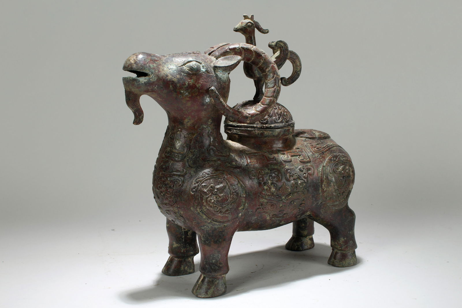 An Estate Chinese Lidded Ancient-framing Myth-beast (1 of 6)