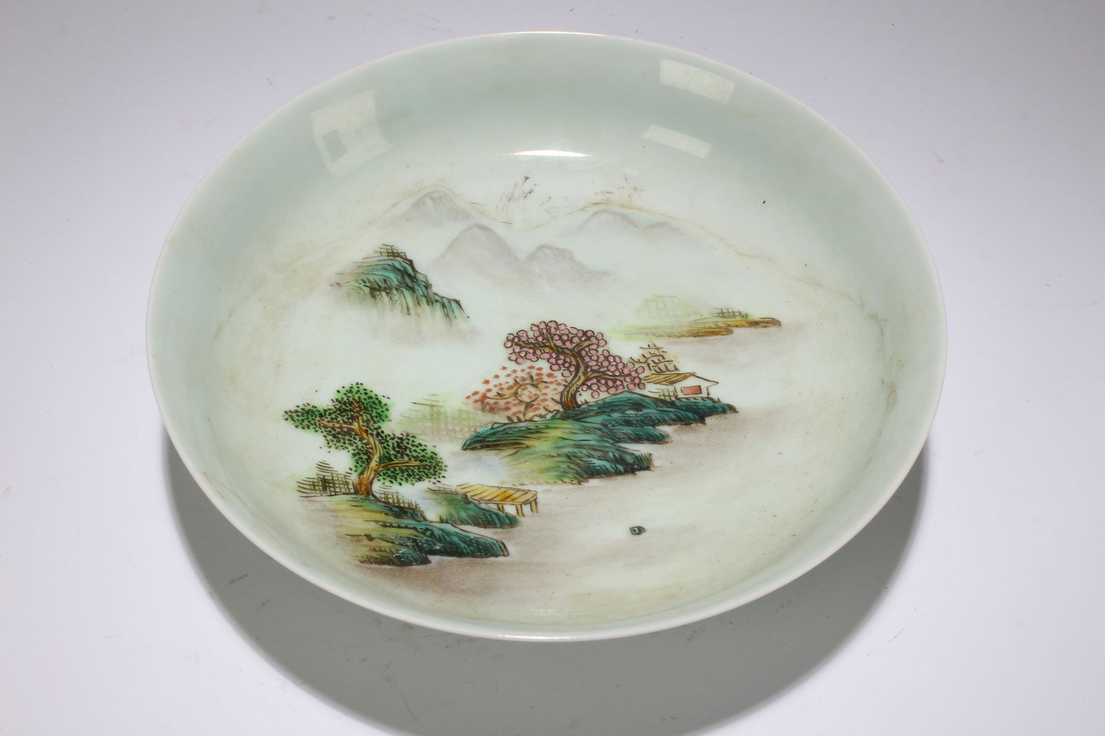 A Chinese Mountain-view Lake-sceen Porcelain Plate (1 of 4)