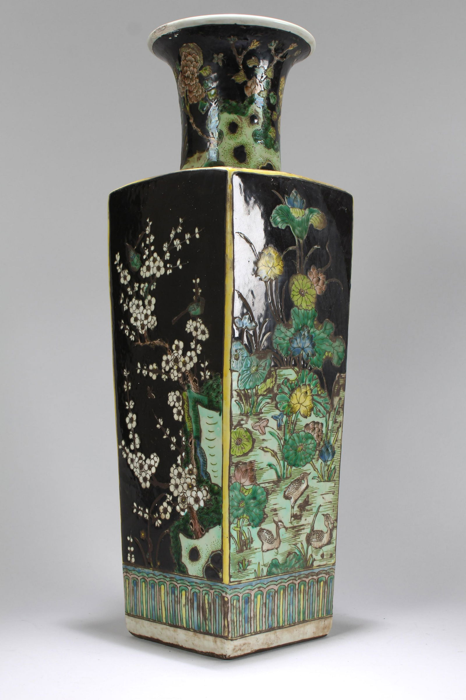 An Estate Chinese Square-based Nature-sceen Porcelain (1 of 7)