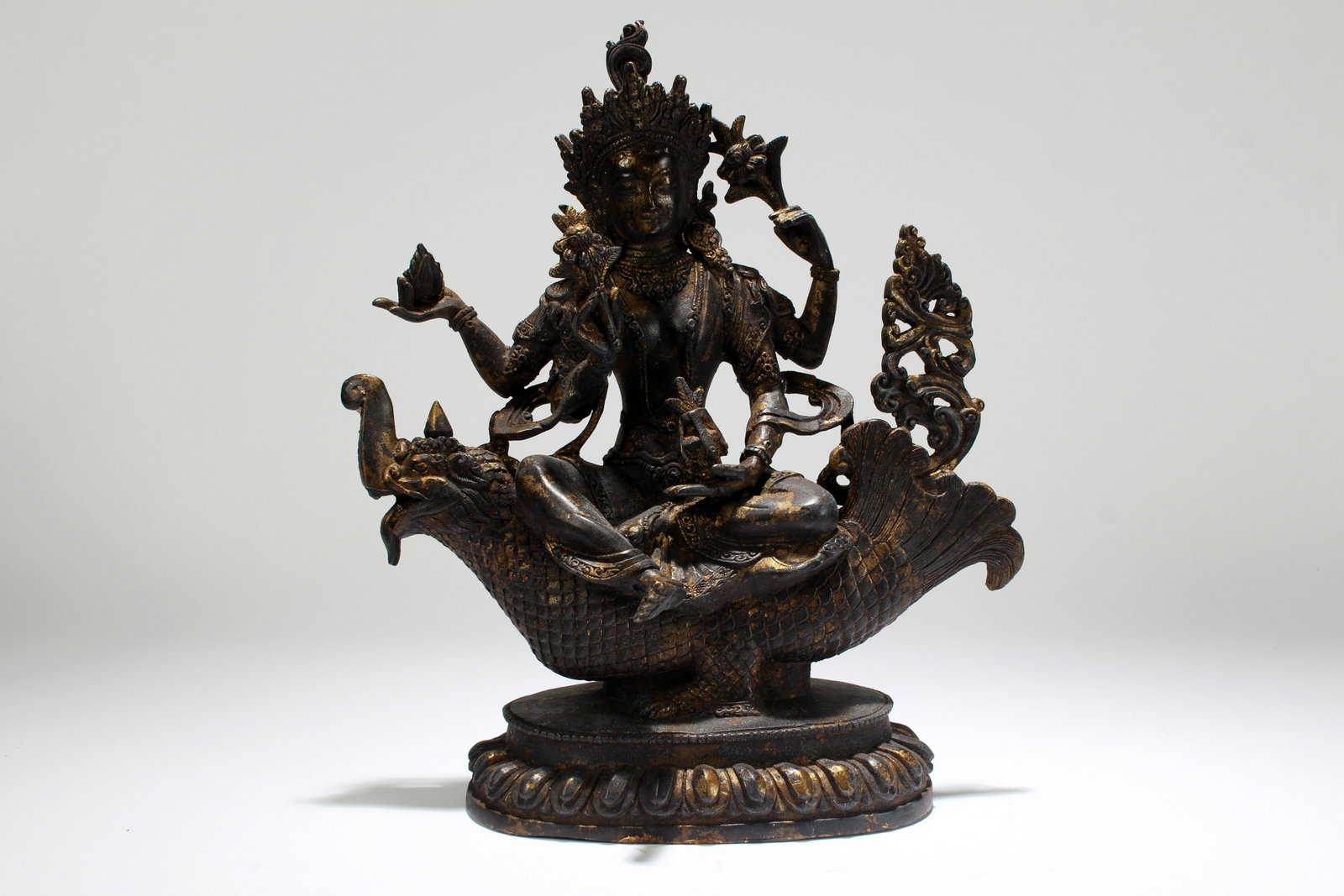 A Chinese Myth-beast Fortune Buddha Statue Display: A Chinese Myth-beast Fortune Buddha Statue Display . Height: 10 (inch).