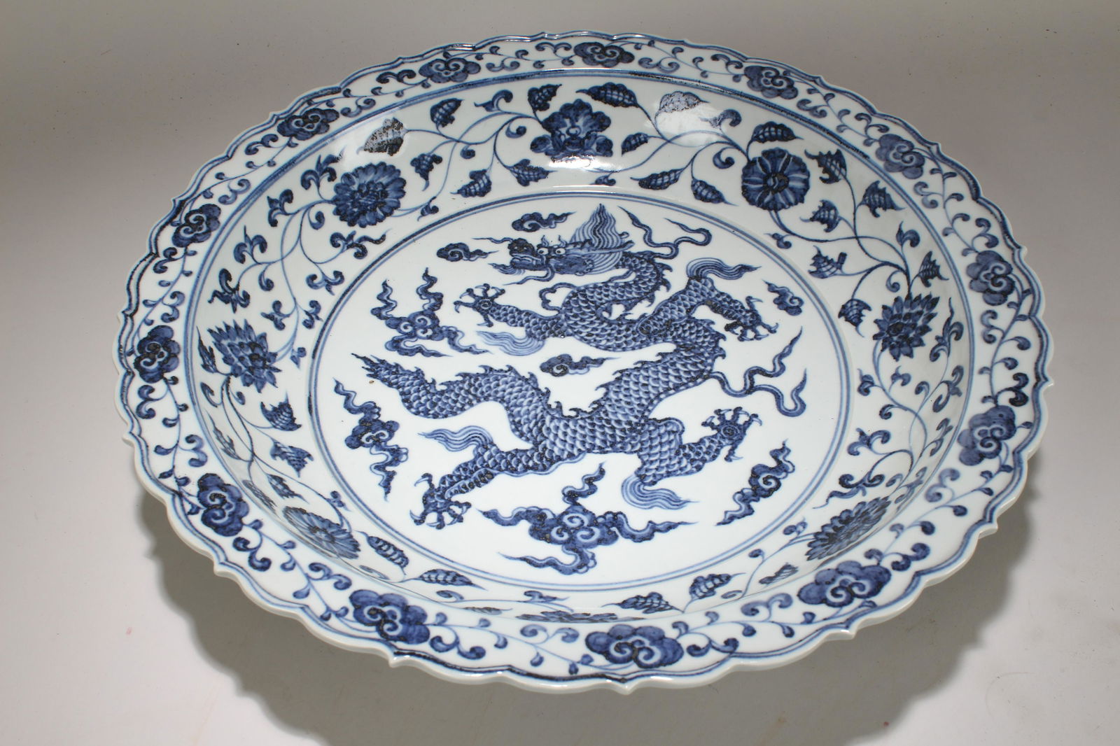 An Estate Chinese Cutting-edge Massive Blue and White (1 of 7)