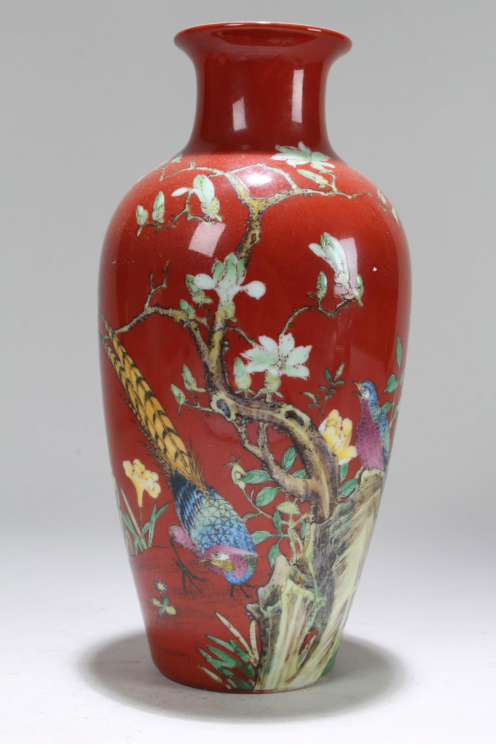 An Estate Chinese Nature-sceen Red-coding Porcelain (1 of 6)