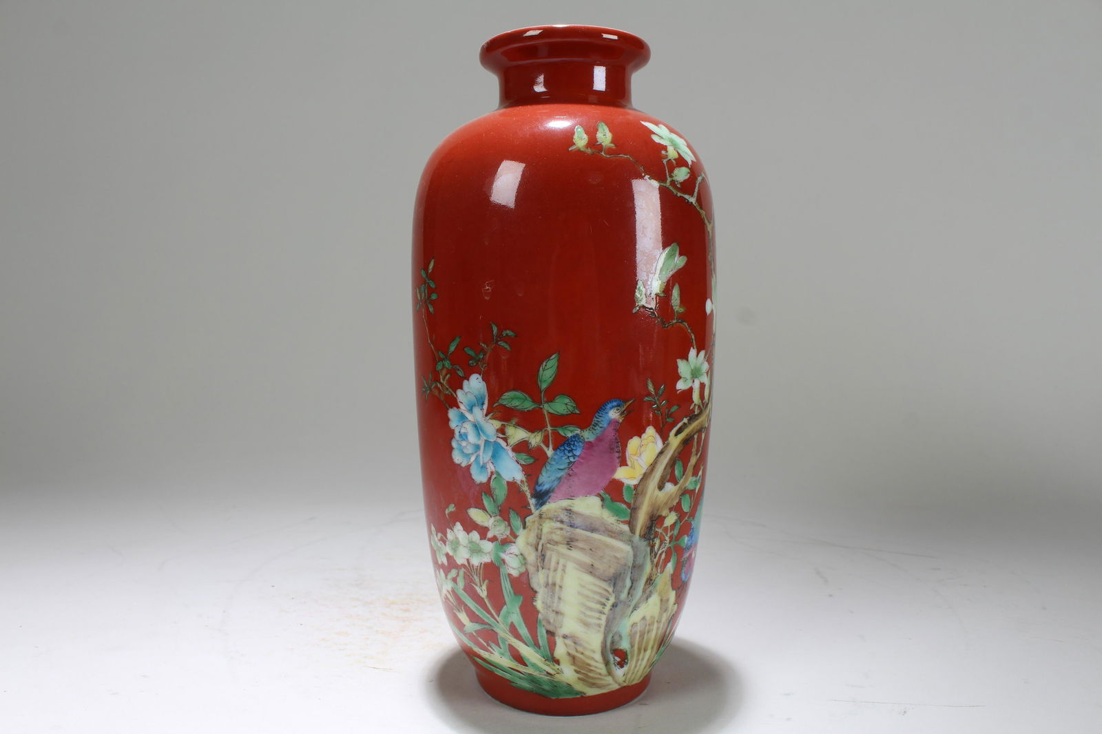 An Estate Chinese Red-coding Fortune Porcelain Vase (1 of 3)