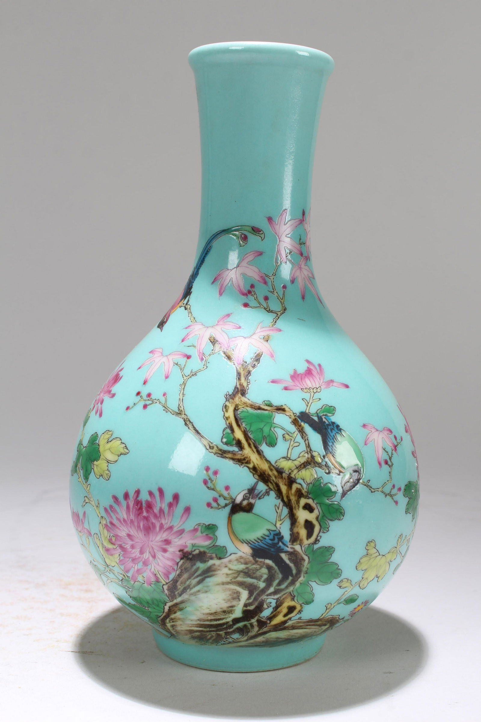 A Chinese Blue-coding Nature-sceen Fortune Porcelain (1 of 4)
