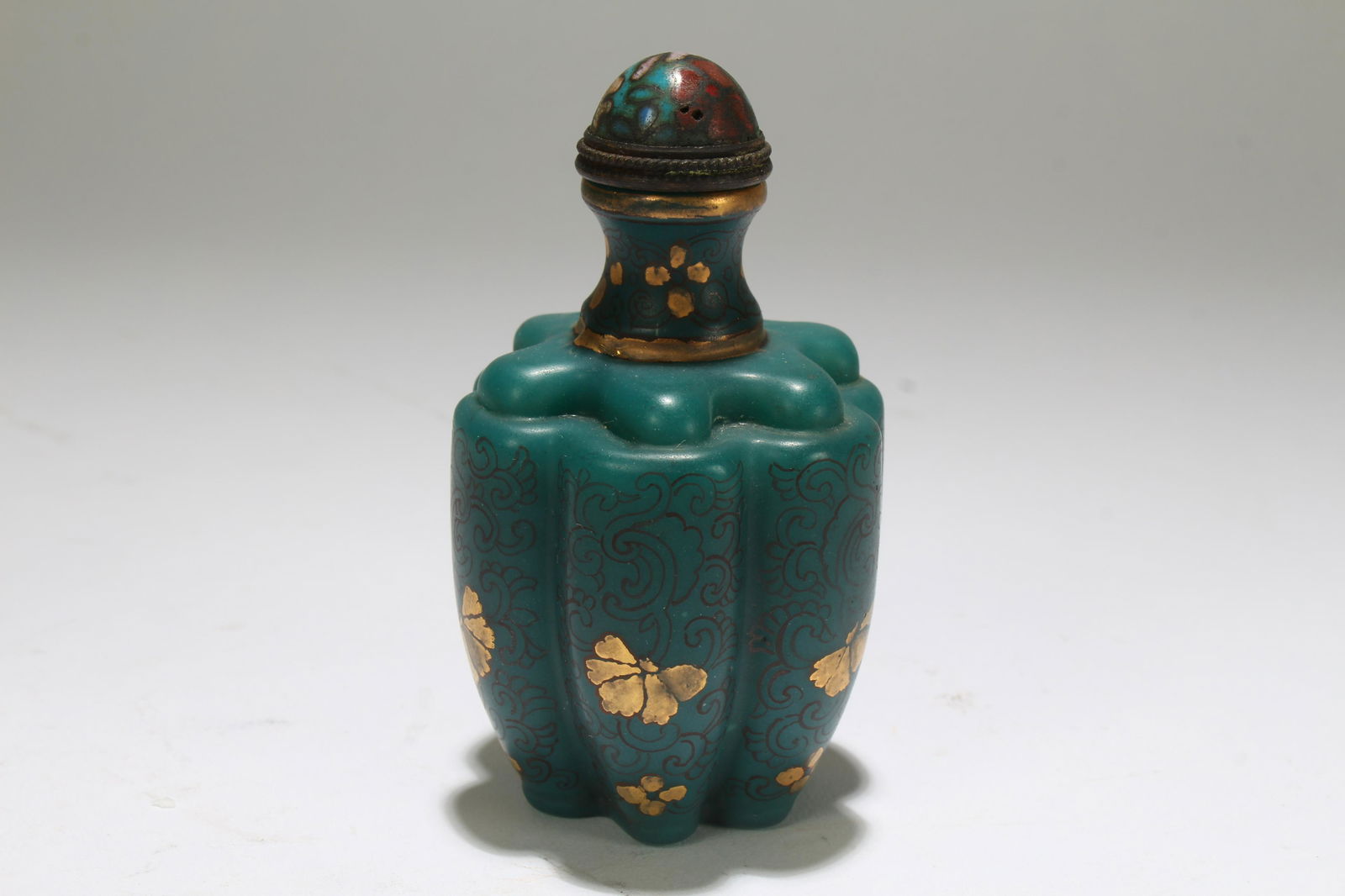 An Estate Chinese Hexa-fortune Snuff Bottle (1 of 4)