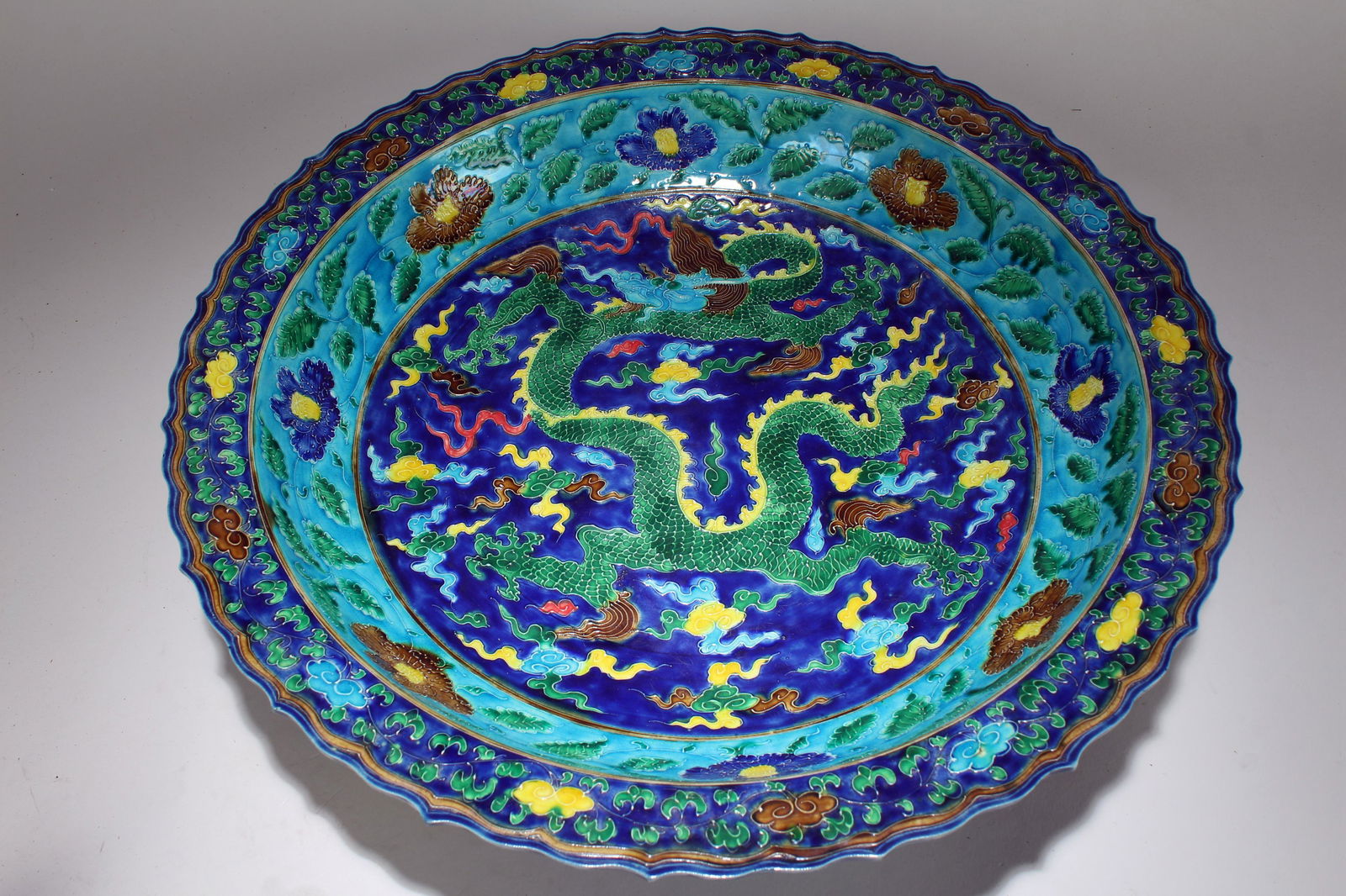 A Chinese Vividly-detailed Dragon-decorating Massive (1 of 9)