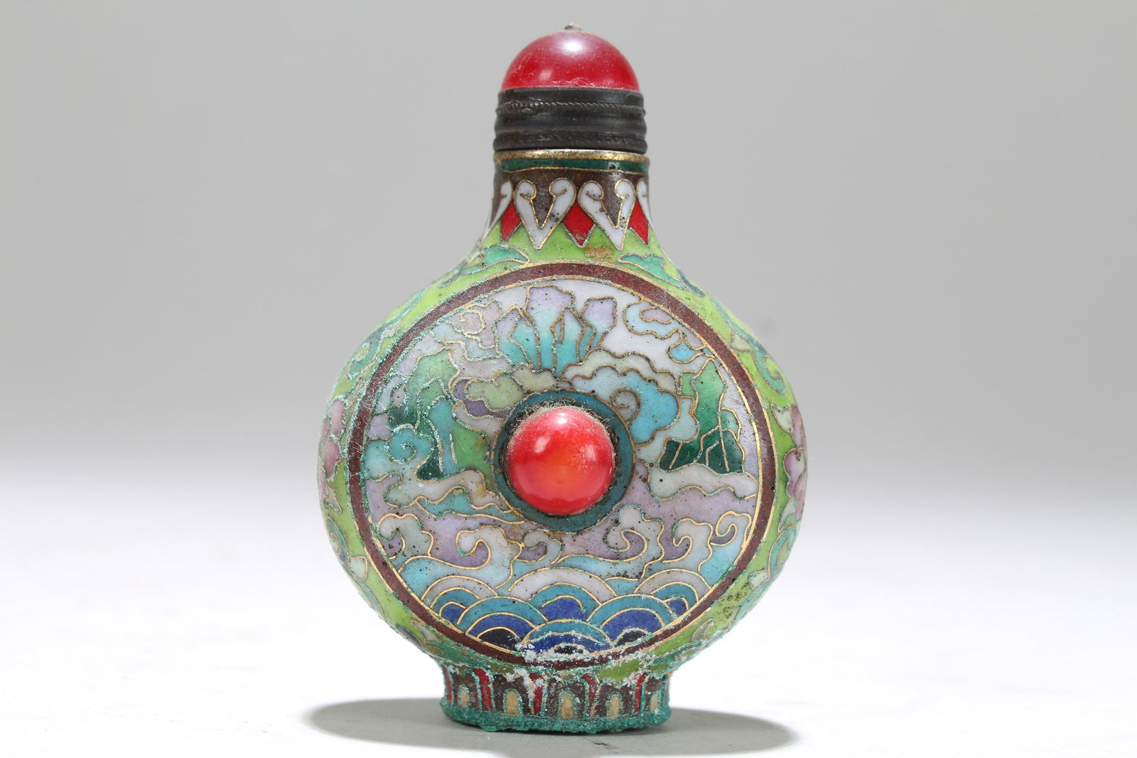 A Chinese Nature-sceen Fortune Snuff Bottle (1 of 4)