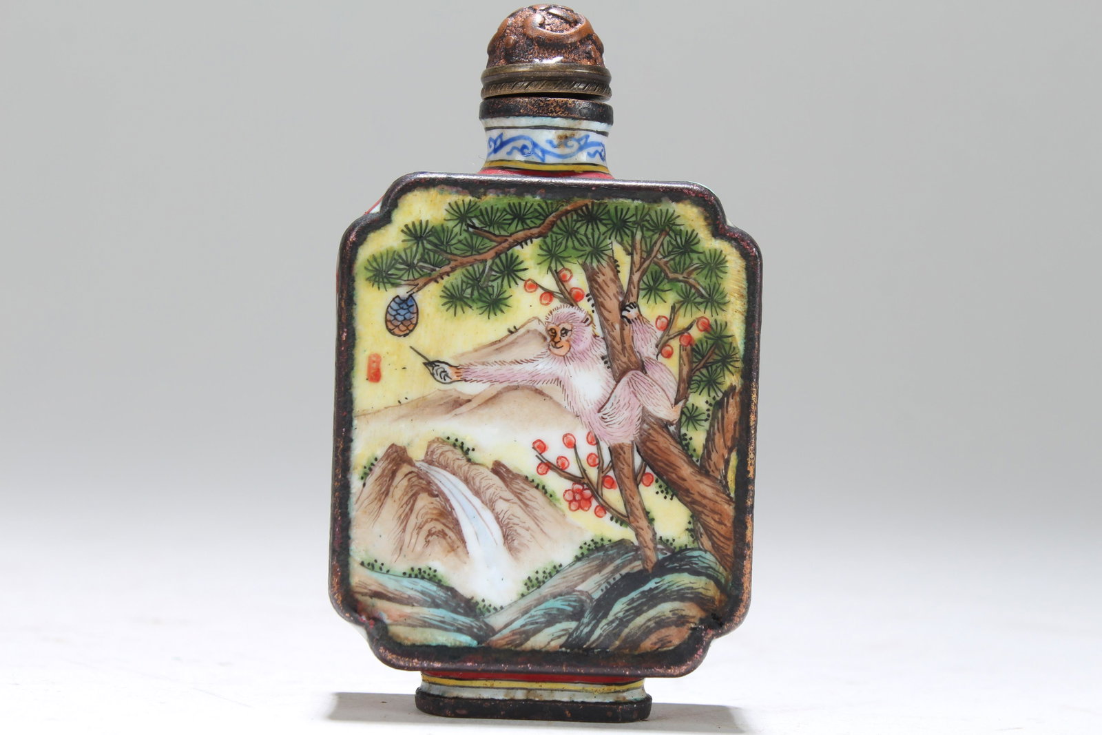A Chinese Money-portrait Fortune Snuff Bottle: A Chinese Money-portrait Fortune Snuff Bottle . Height: 3 (inch).