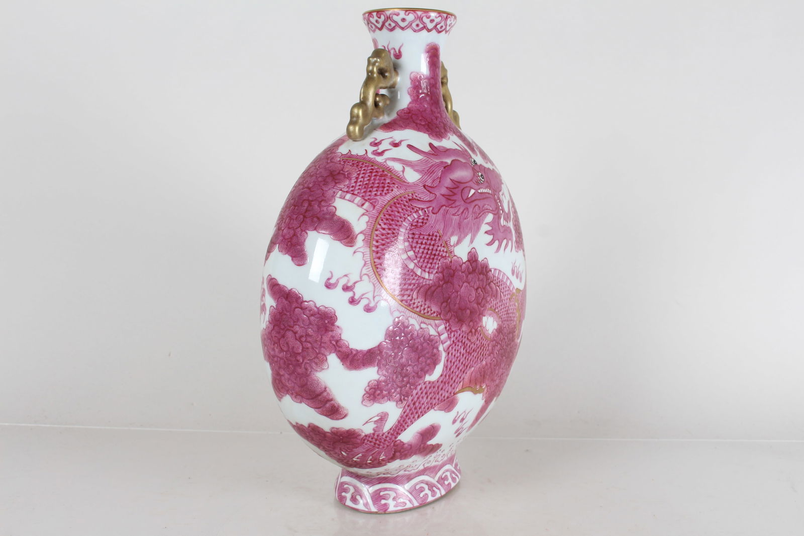A Chinese Pink-coding Dragon-decorating Detailed Porcelain Fortune Vase (1 of 4)