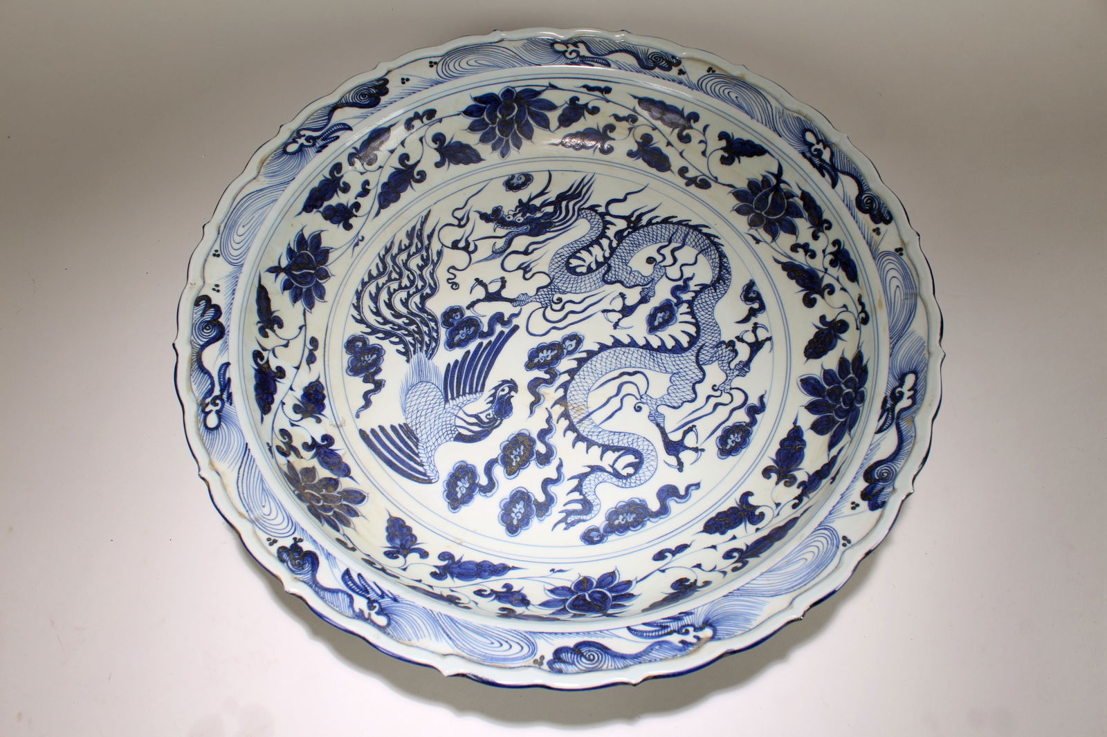 A Chinese Dragon-decorating Massive Blue and White Fortune Porcelain Plate (1 of 6)
