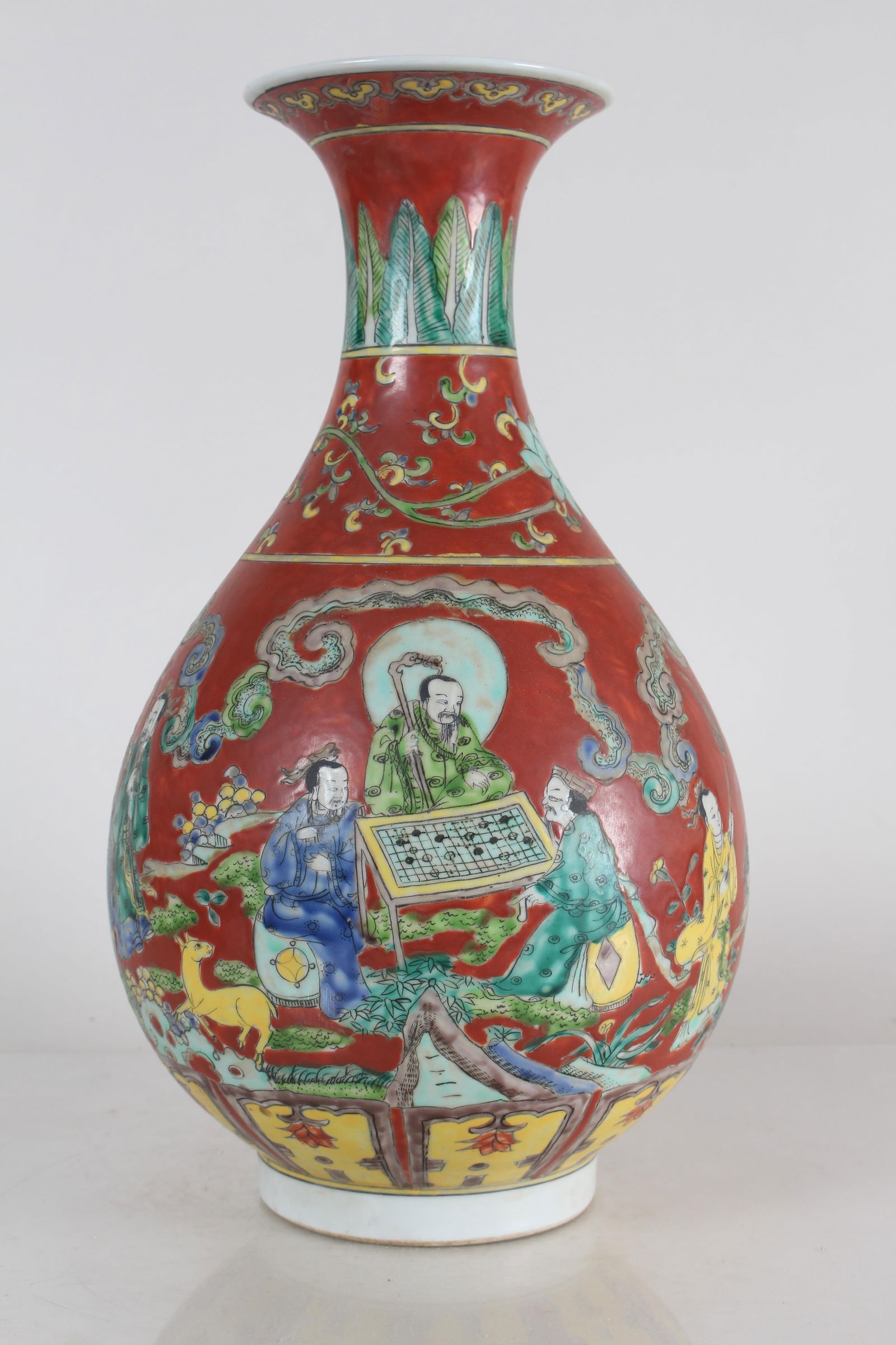 A Chinese Elder-portrait Red-coding Porcelain Vase (1 of 6)